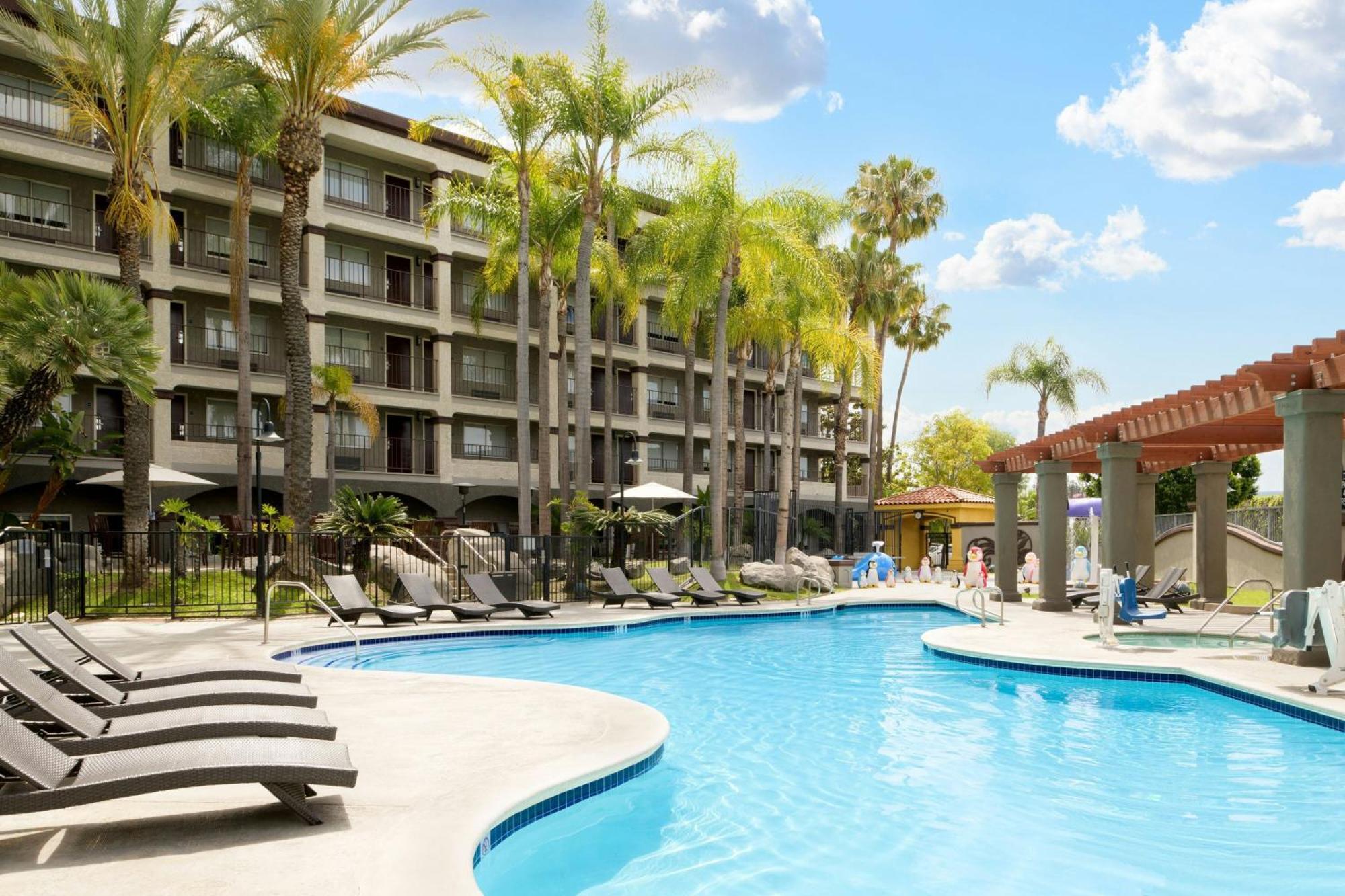 Four Points By Sheraton Anaheim Exteriér fotografie